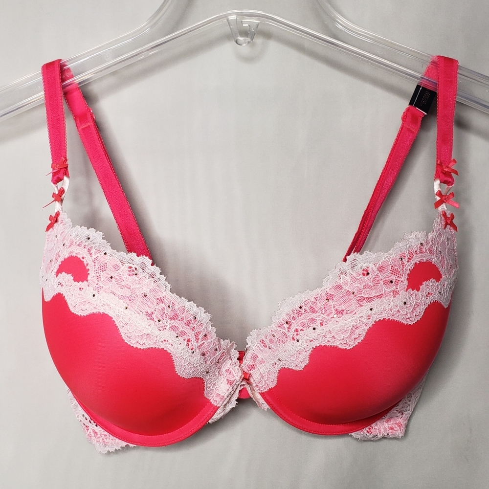 NWT VS Bra